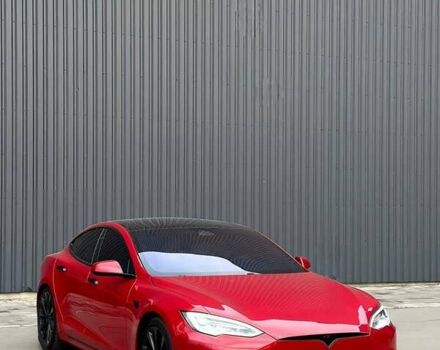 Красный Тесла Модель С, объемом двигателя 0 л и пробегом 65 тыс. км за 38500 $, фото 2 на Automoto.ua