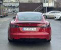 Красный Тесла Модель С, объемом двигателя 0 л и пробегом 55 тыс. км за 51000 $, фото 5 на Automoto.ua