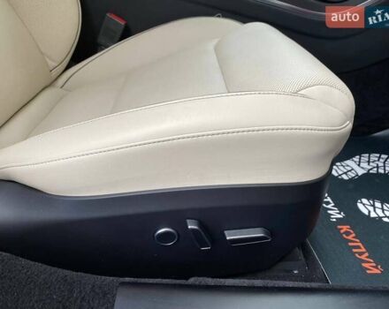 Красный Тесла Модель С, объемом двигателя 0 л и пробегом 16 тыс. км за 49900 $, фото 36 на Automoto.ua