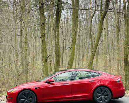 Красный Тесла Модель С, объемом двигателя 0 л и пробегом 21 тыс. км за 50000 $, фото 8 на Automoto.ua