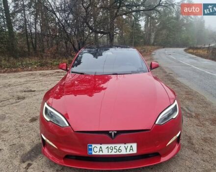 Красный Тесла Модель С, объемом двигателя 0 л и пробегом 56 тыс. км за 33100 $, фото 7 на Automoto.ua