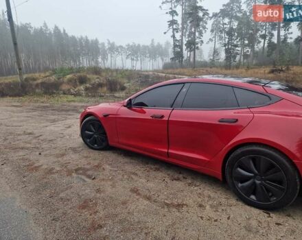 Красный Тесла Модель С, объемом двигателя 0 л и пробегом 56 тыс. км за 33100 $, фото 3 на Automoto.ua