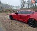 Красный Тесла Модель С, объемом двигателя 0 л и пробегом 56 тыс. км за 33100 $, фото 3 на Automoto.ua