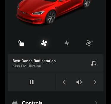 Красный Тесла Модель С, объемом двигателя 0 л и пробегом 56 тыс. км за 36500 $, фото 2 на Automoto.ua