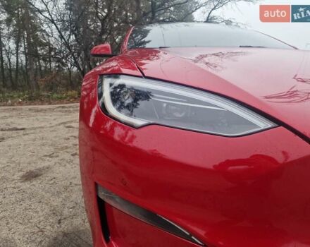 Красный Тесла Модель С, объемом двигателя 0 л и пробегом 56 тыс. км за 33100 $, фото 6 на Automoto.ua
