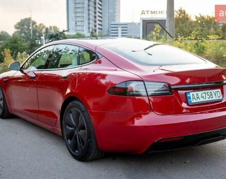 Красный Тесла Модель С, объемом двигателя 0 л и пробегом 85 тыс. км за 46500 $, фото 12 на Automoto.ua