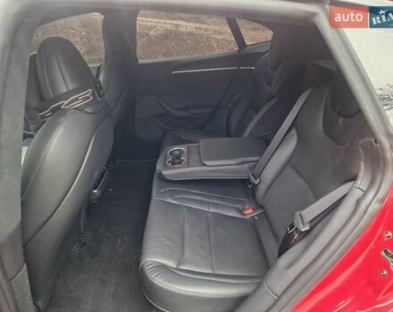 Красный Тесла Модель С, объемом двигателя 0 л и пробегом 56 тыс. км за 36500 $, фото 13 на Automoto.ua