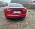 Красный Тесла Модель С, объемом двигателя 0 л и пробегом 56 тыс. км за 33100 $, фото 11 на Automoto.ua