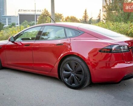 Красный Тесла Модель С, объемом двигателя 0 л и пробегом 85 тыс. км за 46500 $, фото 10 на Automoto.ua
