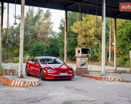 Красный Тесла Модель С, объемом двигателя 0 л и пробегом 85 тыс. км за 46500 $, фото 23 на Automoto.ua