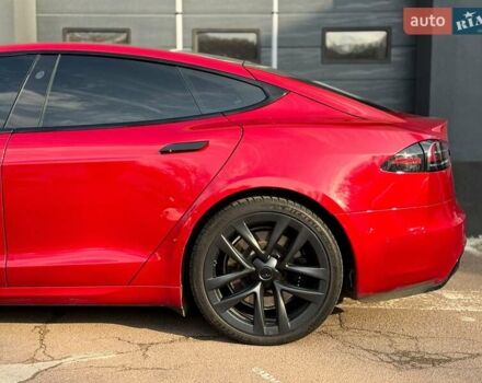 Червоний Тесла Модель С, об'ємом двигуна 0 л та пробігом 29 тис. км за 42999 $, фото 6 на Automoto.ua