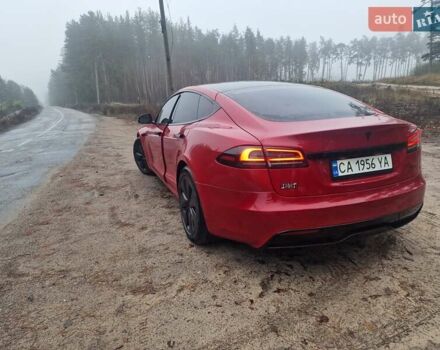 Красный Тесла Модель С, объемом двигателя 0 л и пробегом 56 тыс. км за 33100 $, фото 12 на Automoto.ua