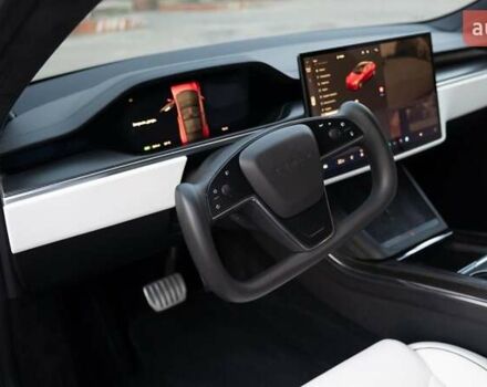 Красный Тесла Модель С, объемом двигателя 0 л и пробегом 85 тыс. км за 46500 $, фото 18 на Automoto.ua