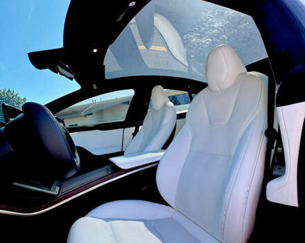 Тесла Модель С 2023 у Запоріжжя на Automoto.ua Червоний Тесла Модель С, об'ємом двигуна 0 л та пробігом 29 тис. км за 48500 $, фото 6 на Automoto.ua