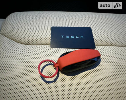 Червоний Тесла Модель С, об'ємом двигуна 0 л та пробігом 13 тис. км за 56700 $, фото 44 на Automoto.ua