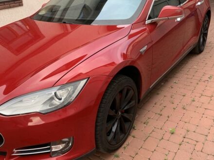 Красный Тесла Модель С, объемом двигателя 0 л и пробегом 234 тыс. км за 14500 $, фото 1 на Automoto.ua