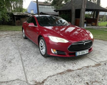 Красный Тесла Модель С, объемом двигателя 0 л и пробегом 198 тыс. км за 13500 $, фото 1 на Automoto.ua