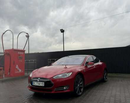Красный Тесла Модель С, объемом двигателя 0 л и пробегом 306 тыс. км за 11500 $, фото 1 на Automoto.ua