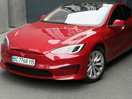 Красный Тесла Модель С, объемом двигателя 0 л и пробегом 310 тыс. км за 12000 $, фото 1 на Automoto.ua