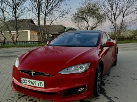 Красный Тесла Модель С, объемом двигателя 0 л и пробегом 154 тыс. км за 12700 $, фото 1 на Automoto.ua