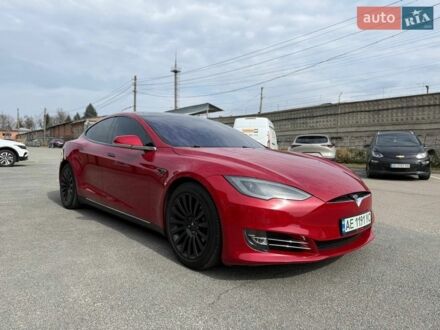Червоний Тесла Модель С, об'ємом двигуна 0 л та пробігом 124 тис. км за 13900 $, фото 1 на Automoto.ua