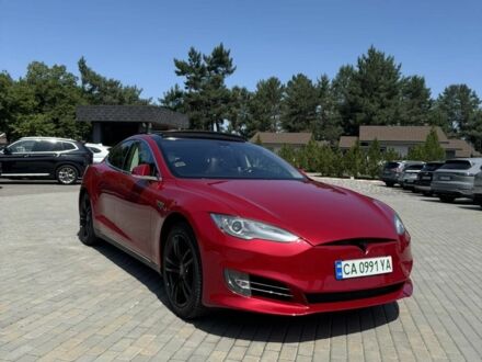 Тесла Модель С 2014 в Черкассах на Automoto.ua Красный Тесла Модель С, объемом двигателя 0 л и пробегом 222 тыс. км за 15800 $, фото 1 на Automoto.ua