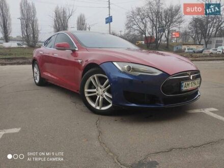 Тесла Модель С 2014 в Киеве на Automoto.ua Красный Тесла Модель С, объемом двигателя 0 л и пробегом 248 тыс. км за 10500 $, фото 1 на Automoto.ua