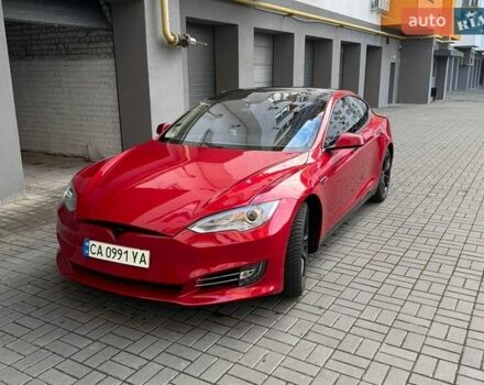 Красный Тесла Модель С, объемом двигателя 0 л и пробегом 222 тыс. км за 14800 $, фото 1 на Automoto.ua