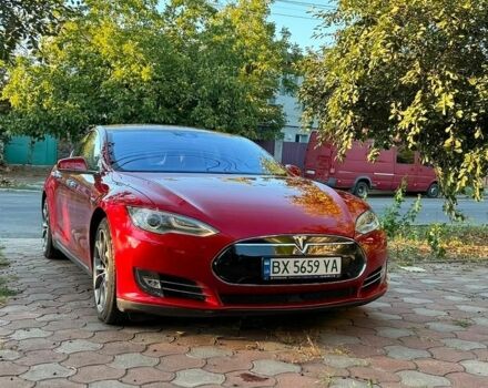 Красный Тесла Модель С, объемом двигателя 0 л и пробегом 175 тыс. км за 13800 $, фото 1 на Automoto.ua