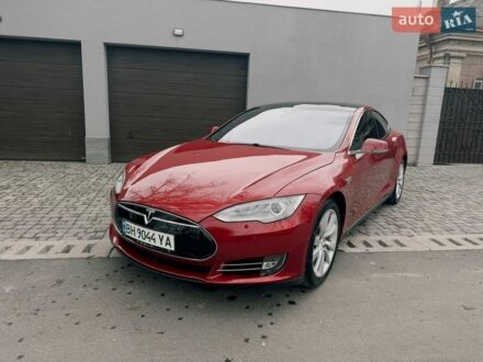 Червоний Тесла Модель С, об'ємом двигуна 0 л та пробігом 160 тис. км за 15400 $, фото 1 на Automoto.ua