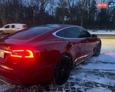 Красный Тесла Модель С, объемом двигателя 0 л и пробегом 208 тыс. км за 13800 $, фото 1 на Automoto.ua