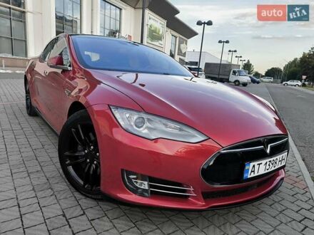 Тесла Модель С 2015 в Днепре (Днепропетровске) на Automoto.ua Красный Тесла Модель С, объемом двигателя 0 л и пробегом 223 тыс. км за 13900 $, фото 1 на Automoto.ua