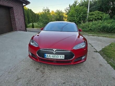 Червоний Тесла Модель С, об'ємом двигуна 0 л та пробігом 170 тис. км за 16900 $, фото 1 на Automoto.ua