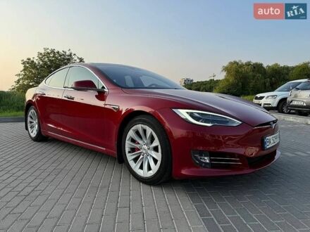 Красный Тесла Модель С, объемом двигателя 0 л и пробегом 145 тыс. км за 13700 $, фото 1 на Automoto.ua