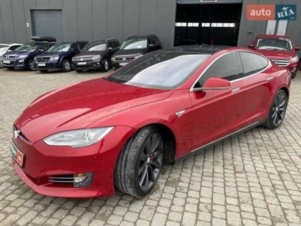 Тесла Модель С 2016 у Львові на Automoto.ua Червоний Тесла Модель С, об'ємом двигуна 0 л та пробігом 126 тис. км за 15990 $, фото 1 на Automoto.ua