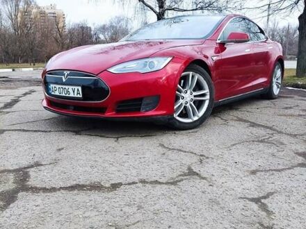 Червоний Тесла Модель С, об'ємом двигуна 0 л та пробігом 198 тис. км за 9900 $, фото 1 на Automoto.ua