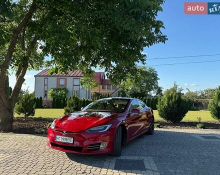 Красный Тесла Модель С, объемом двигателя 0 л и пробегом 165 тыс. км за 14499 $, фото 1 на Automoto.ua