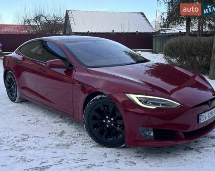 Красный Тесла Модель С, объемом двигателя 0 л и пробегом 113 тыс. км за 21800 $, фото 1 на Automoto.ua