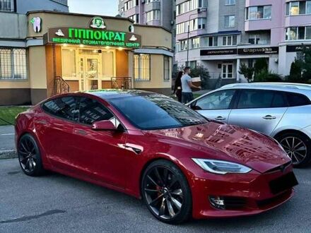 Красный Тесла Модель С, объемом двигателя 0 л и пробегом 153 тыс. км за 29990 $, фото 1 на Automoto.ua