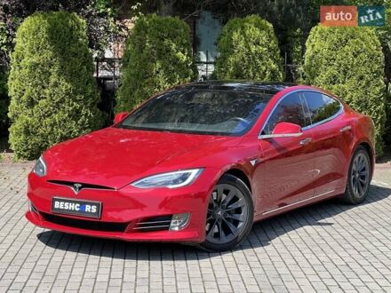 Тесла Модель С 2017 в Львове на Automoto.ua Красный Тесла Модель С, объемом двигателя 0 л и пробегом 70 тыс. км за 19999 $, фото 1 на Automoto.ua