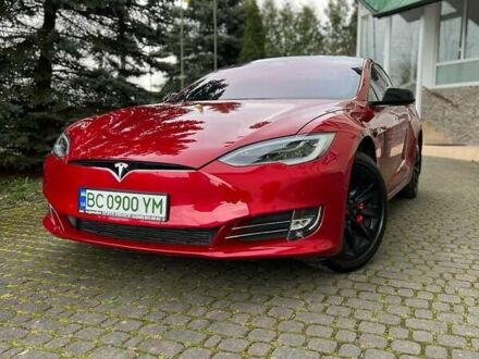 Красный Тесла Модель С, объемом двигателя 0 л и пробегом 220 тыс. км за 27700 $, фото 1 на Automoto.ua