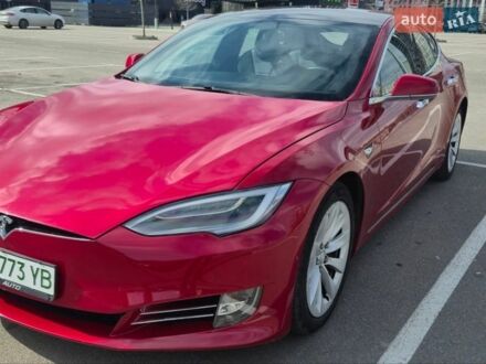 Красный Тесла Модель С, объемом двигателя 0 л и пробегом 108 тыс. км за 26999 $, фото 1 на Automoto.ua