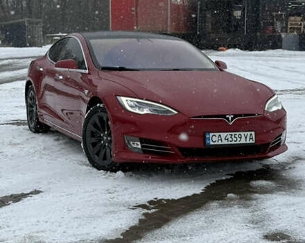 Красный Тесла Модель С, объемом двигателя 0 л и пробегом 128 тыс. км за 16200 $, фото 1 на Automoto.ua