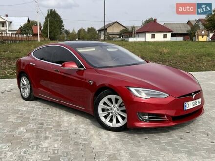 Тесла Модель С 2017 в Черновцах на Automoto.ua Красный Тесла Модель С, объемом двигателя 0 л и пробегом 100 тыс. км за 21999 $, фото 1 на Automoto.ua