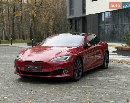 Червоний Тесла Модель С, об'ємом двигуна 0 л та пробігом 120 тис. км за 18900 $, фото 1 на Automoto.ua