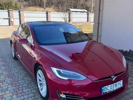 Красный Тесла Модель С, объемом двигателя 0 л и пробегом 205 тыс. км за 16999 $, фото 1 на Automoto.ua