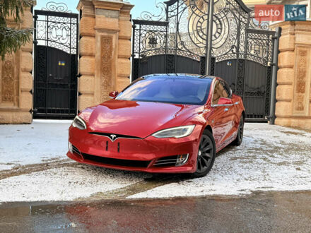 Тесла Модель С 2018 в Харькове на Automoto.ua Красный Тесла Модель С, объемом двигателя 0 л и пробегом 59 тыс. км за 27500 $, фото 1 на Automoto.ua