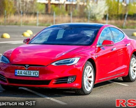 Красный Тесла Модель С, объемом двигателя 0.8 л и пробегом 99 тыс. км за 25500 $, фото 1 на Automoto.ua