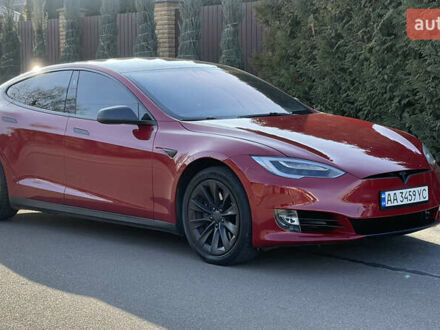 Тесла Модель С 2018 в Киеве на Automoto.ua Красный Тесла Модель С, объемом двигателя 0 л и пробегом 232 тыс. км за 15900 $, фото 1 на Automoto.ua