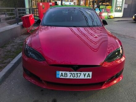 Красный Тесла Модель С, объемом двигателя 0 л и пробегом 256 тыс. км за 19000 $, фото 1 на Automoto.ua